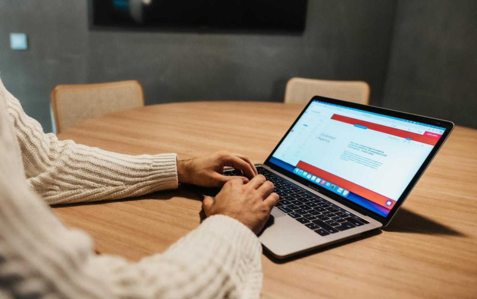 Teamarbeit bei Finanzplanung